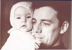 Раймонд Паулс с дочерью Анетой (60-е годы)