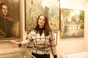 Ольга Биценти, член СХР с портретом Лермонтова.