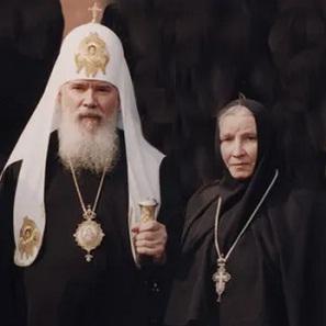 Патриарх Алексий II, матушка Георгия