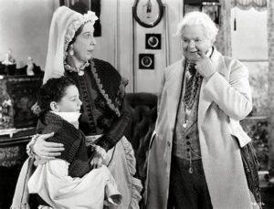 Дэвид Копперфильд. Фильм 1935 г. Бабушка Бэтси Тротвуд (Эдна Мэй Оливер), мистер Дик, Дэвид.