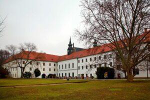 Старобрненский монастырь