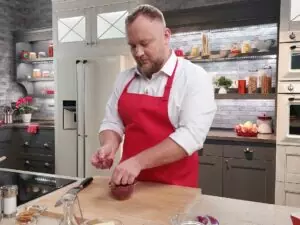 Шеф-повар Олег Томилин. "Просто и вкусно".