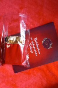 Книга Светланы Фатьяновой "Путеводитель по артефактам Кавказа", отредактированная Ларисой Прозоровой. 
