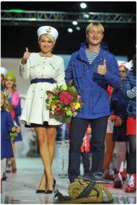 Евгений Плющенко на пятой неделе моды в Московском парке "Зарядье" (kpmedia.ru)